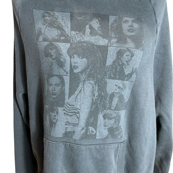 Taylor Swift The Eras Tour Official Hoodie Womens Small‎ Gray Black Swifties Fan - Picture 11 of 16